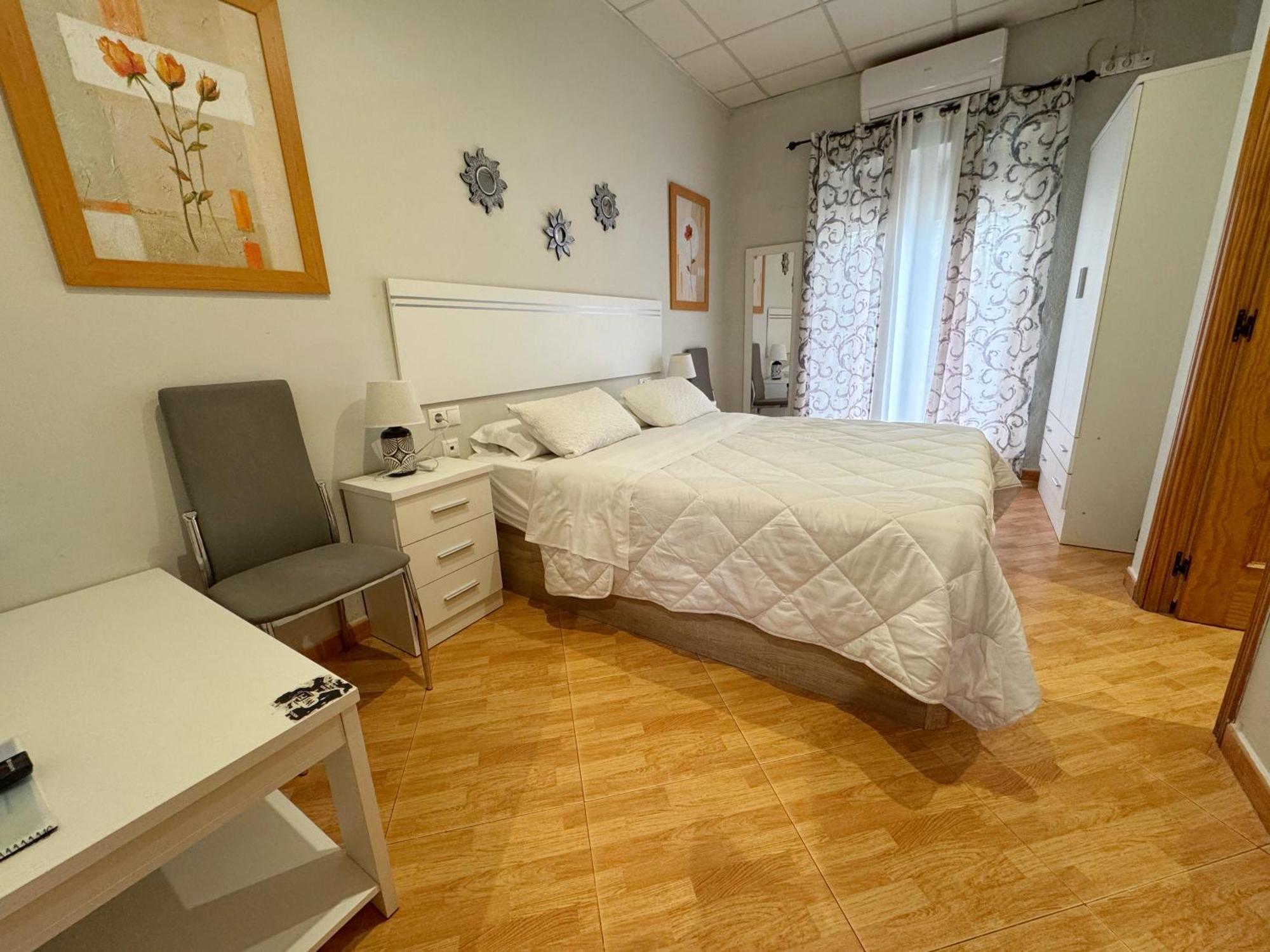 Hostal El Brillante - Alojamientos El Duque Cordoba Phòng bức ảnh