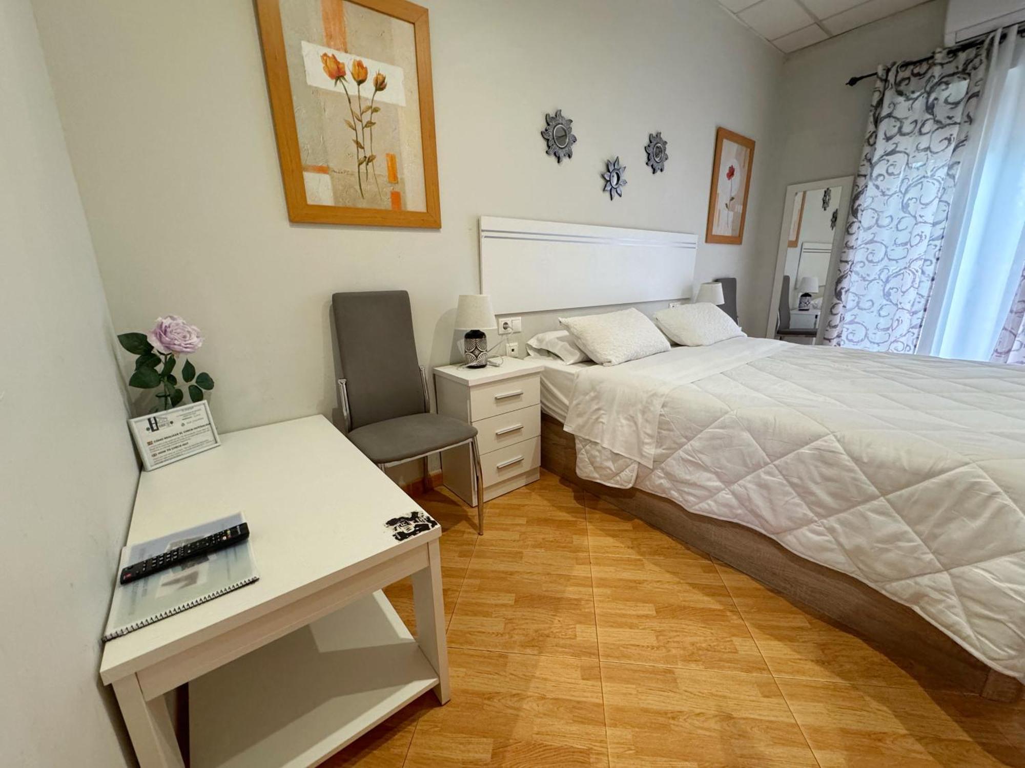 Hostal El Brillante - Alojamientos El Duque Cordoba Phòng bức ảnh