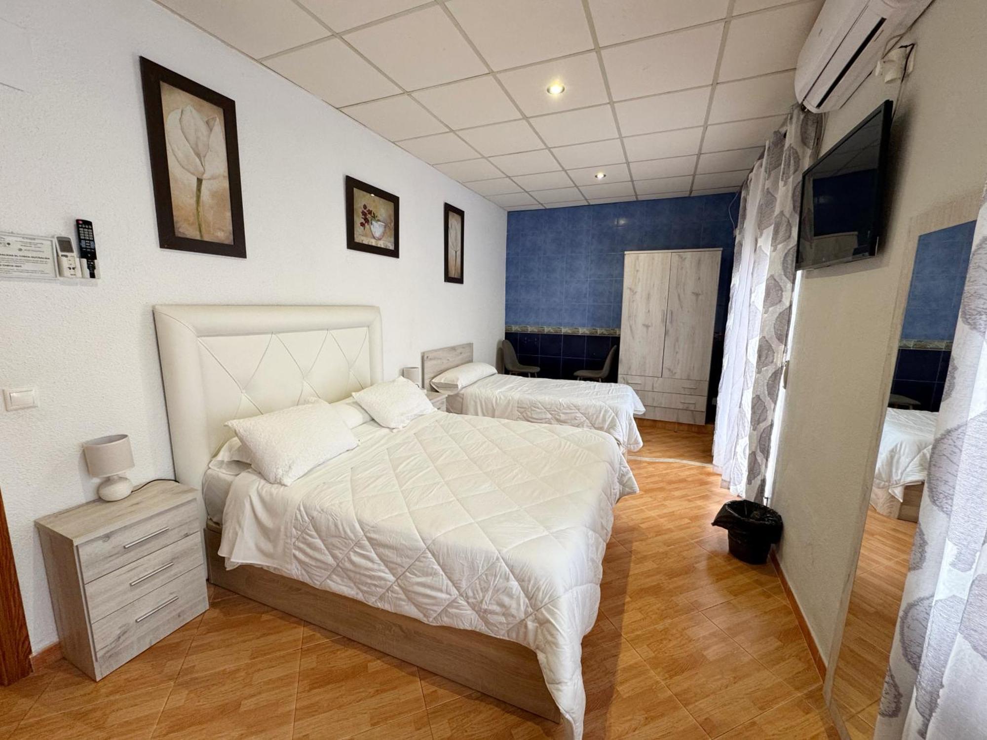 Hostal El Brillante - Alojamientos El Duque Cordoba Ngoại thất bức ảnh
